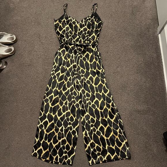 L’agence Jaelyn Silk Romper In Siena Safari NWT - Picture 3 of 7